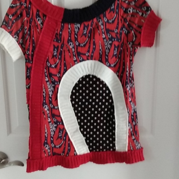 Sweater. - Picture 3 of 3